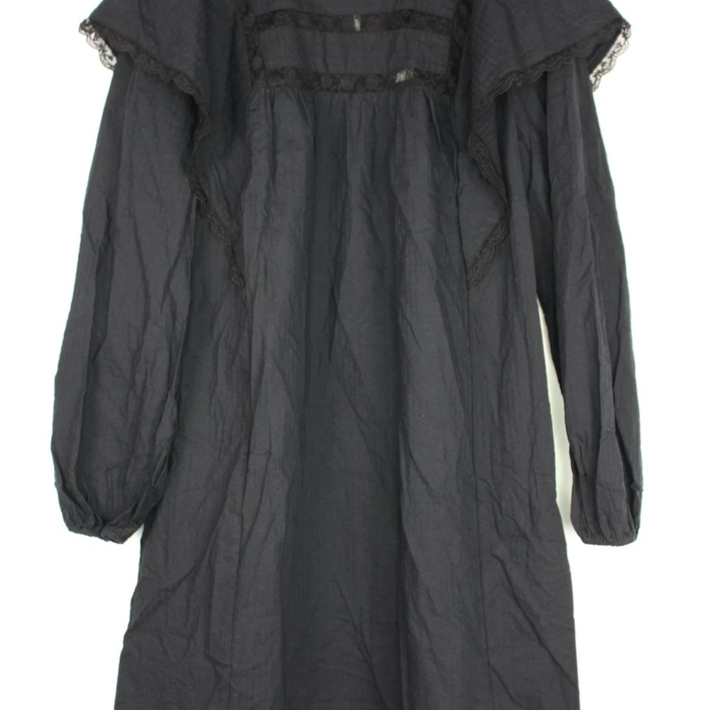 Chic Long Sleeve Black Dress
